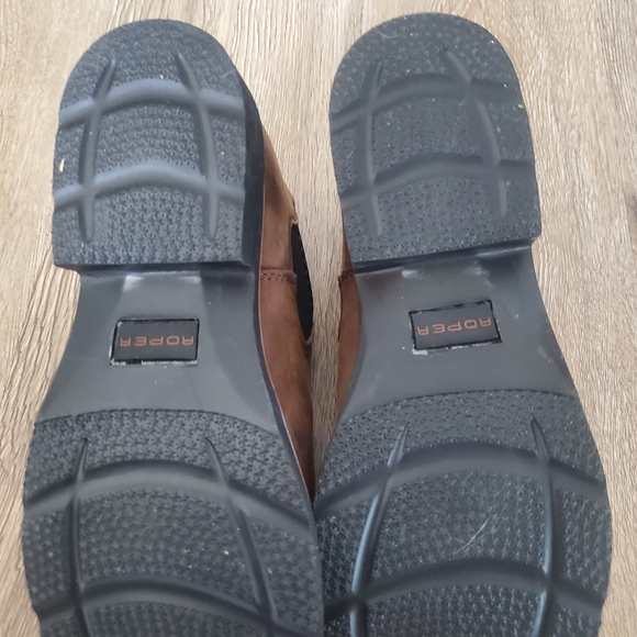 Woman's Rompers - Picture 4 of 4